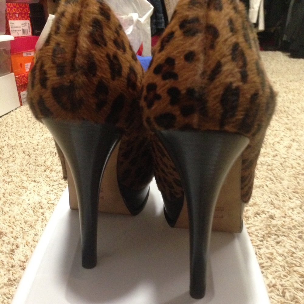 Fendi Pumps - Picture 2 of 2